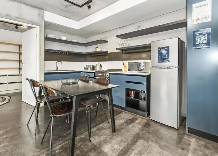 Modern, Family Spot In The Heart Of Bo Kaap!